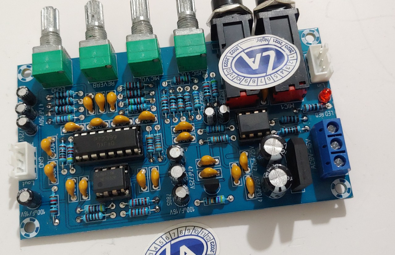 Mạch khuếch đại micro có echo