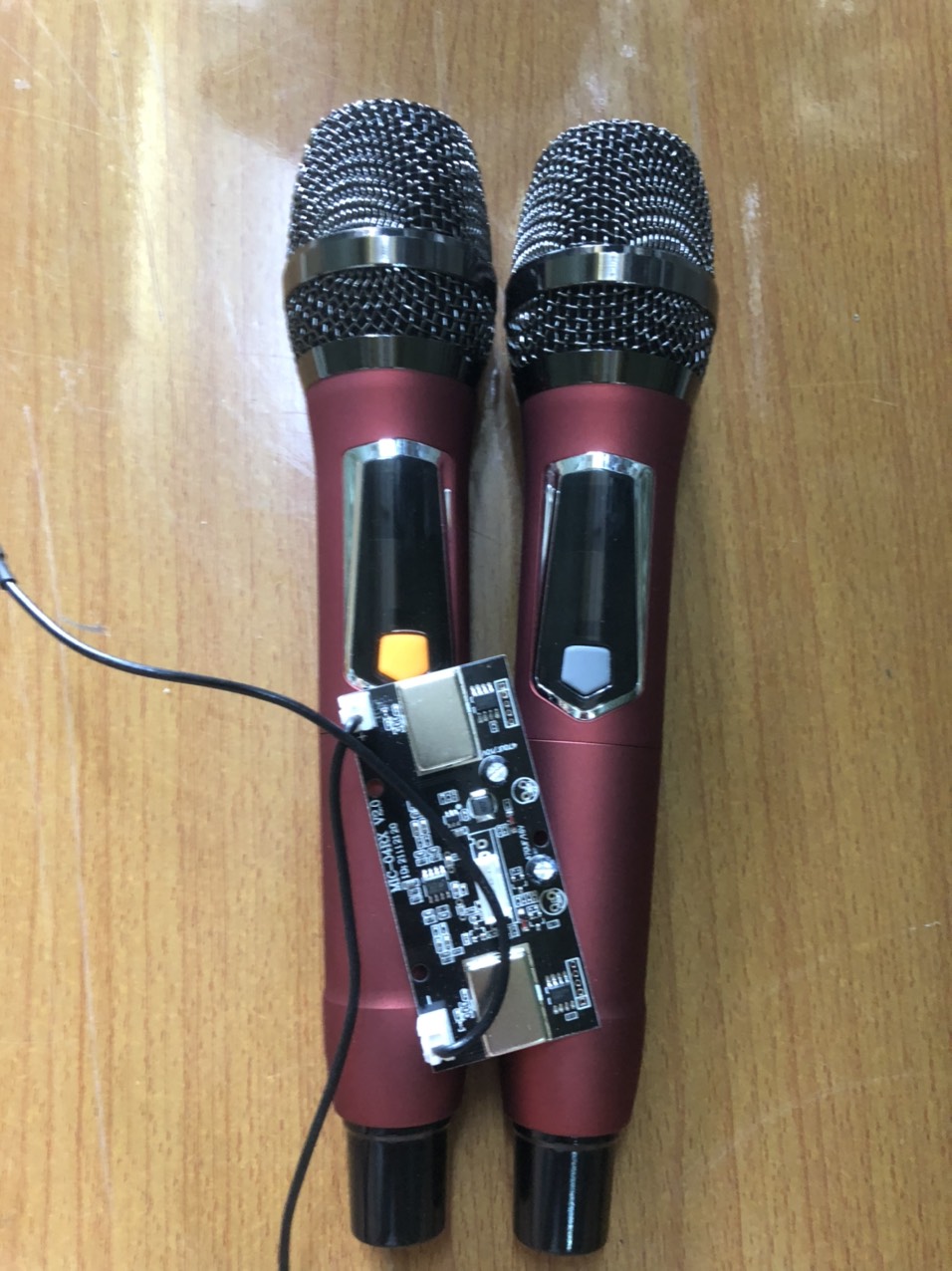MICRO KHÔNG DÂY CHO LOA KÉO VÀ AMPLY M14