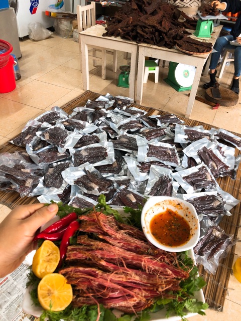 ĐẶC SẢN TÂY BẮC: THỊT LỢN GÁC BẾP 500G ( tặng kèm chẩm chéo)