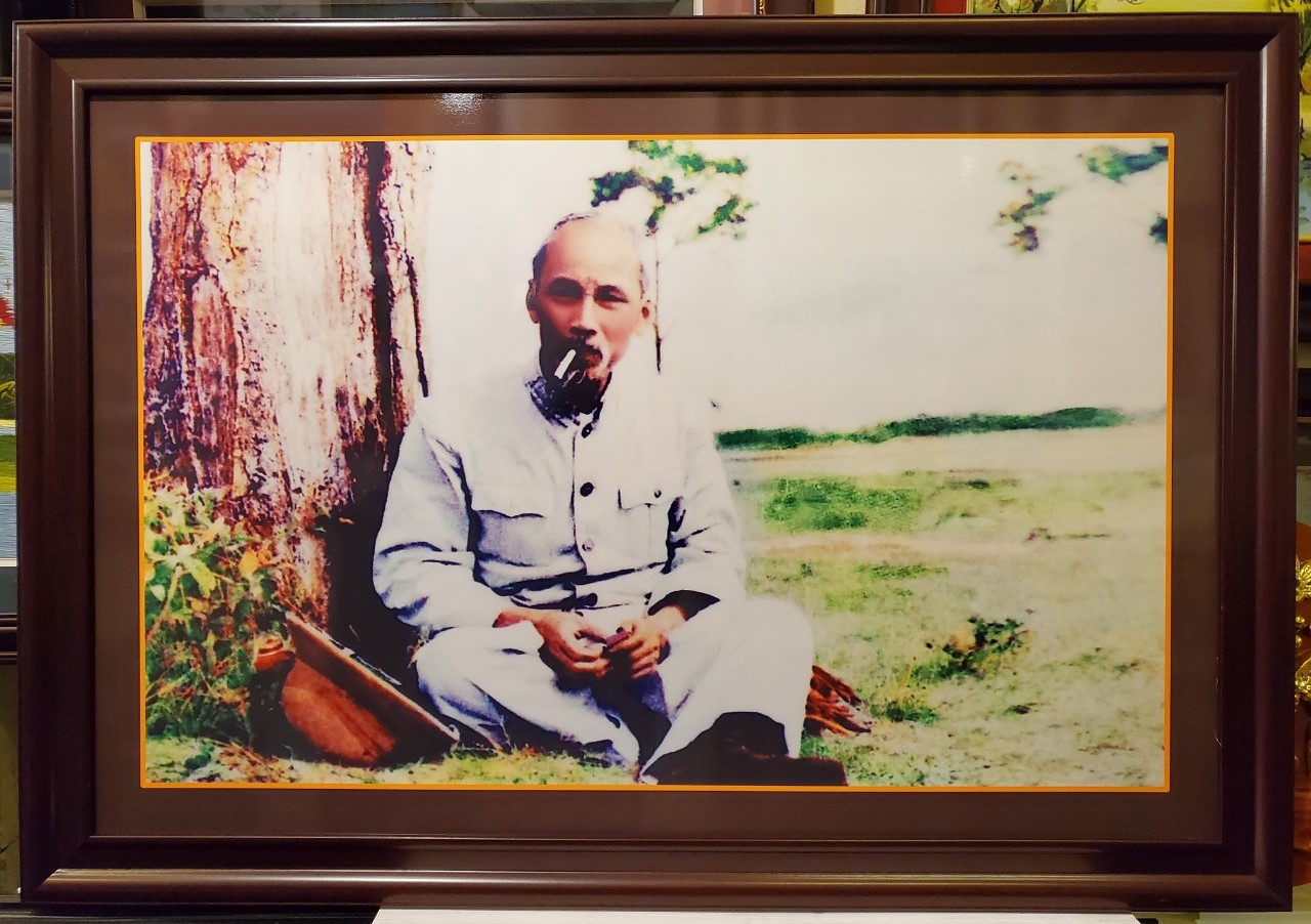 TRANH IN DẦU- BÁC HỒ -ID168