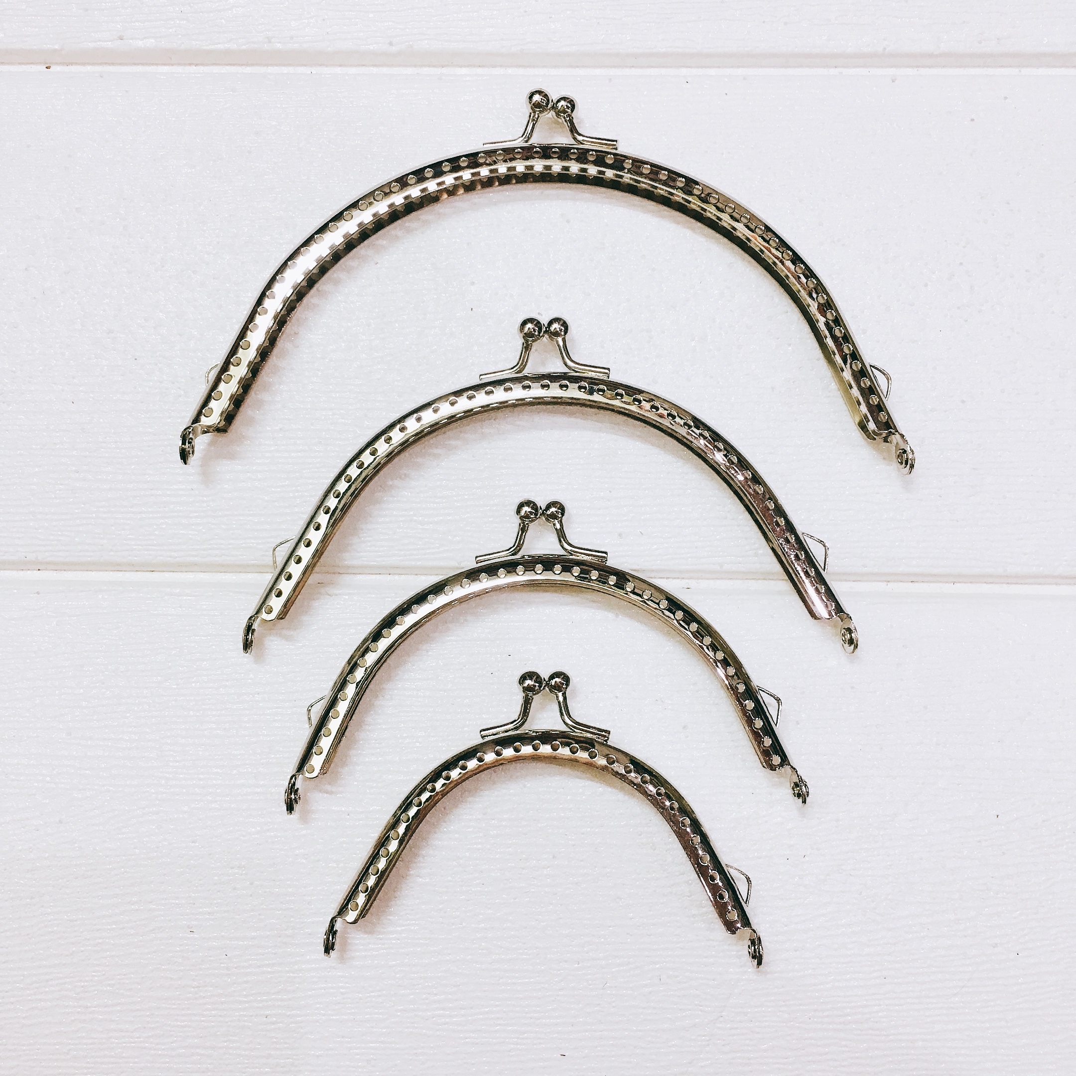 Smooth bag frame to make handmade handbags