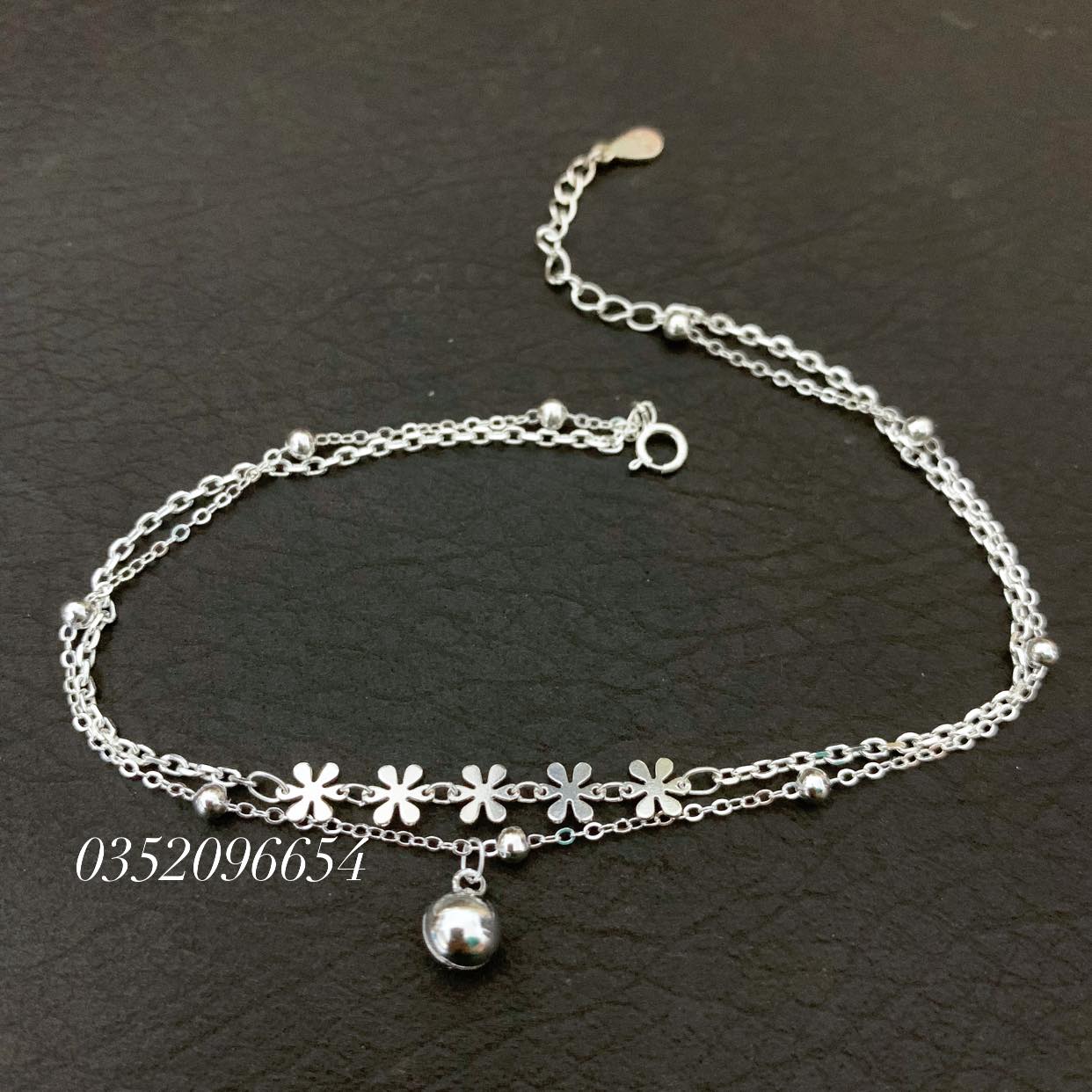 Women's Silver Anklets