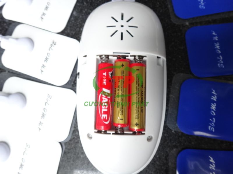 Máy Massage Trị Liệu Xung Điện Mát Xa 8 Miếng Dán