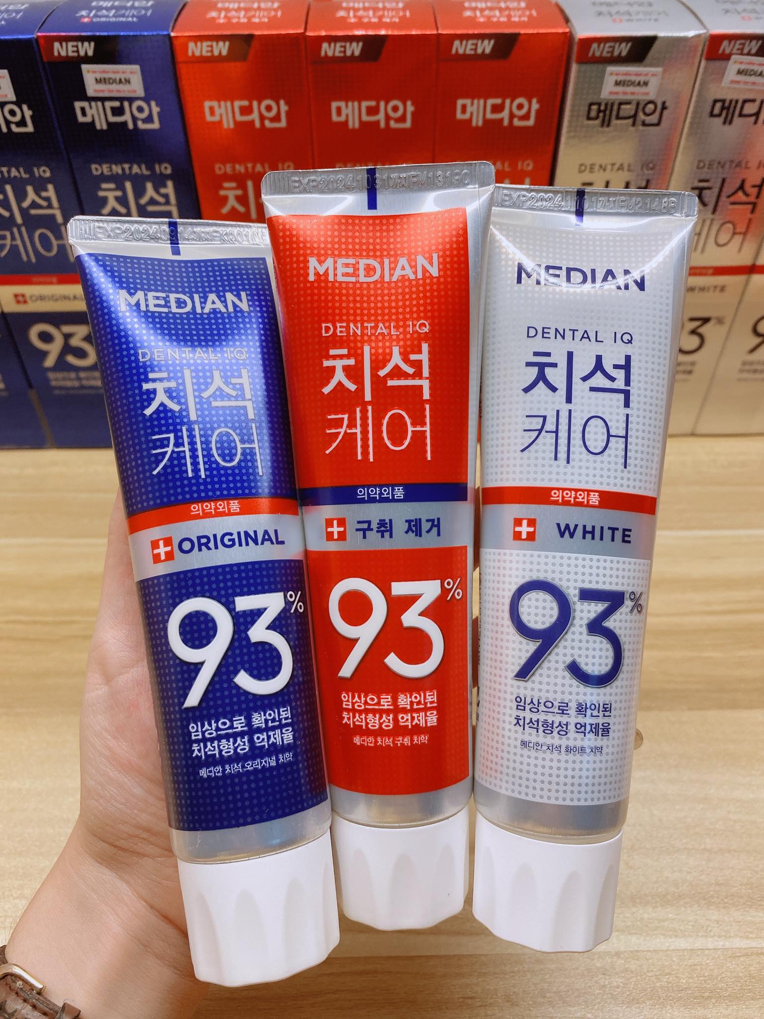 Kem đánh răng Median Hàn Quốc