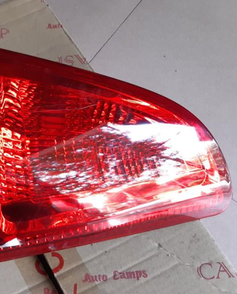 Đèn hậu Innova 05-07 (Vế Trái, Vế Phải, Giá 1 Chiếc) OEM