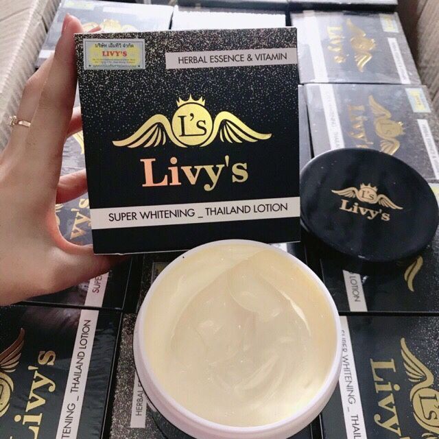 ( ) KEM BODY LIVY'S ĐEN