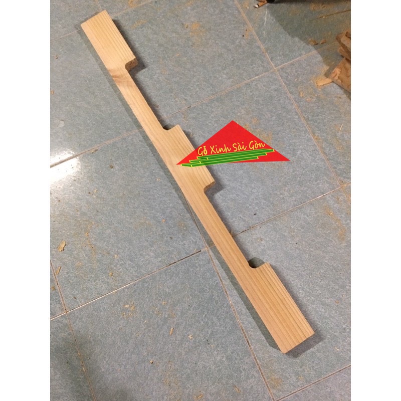 Đố khuyết gỗ thông dùng để đóng chân giường pallet dài 1m1, cao 9cm, dày 3cm đã bào láng đẹp