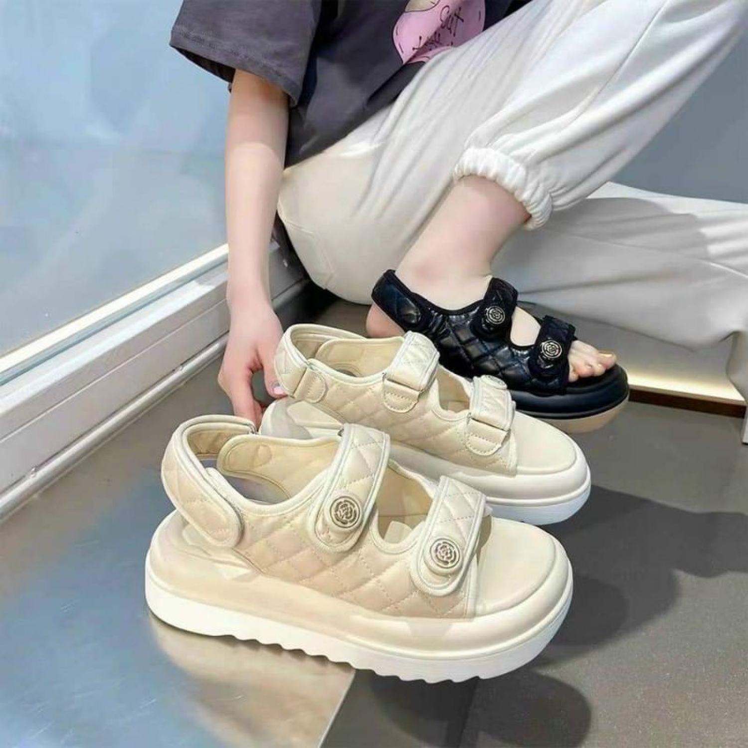Giày Sandal hoa chàm đế bánh mì Xăng đan hoa trà đế răng cưa 5cm