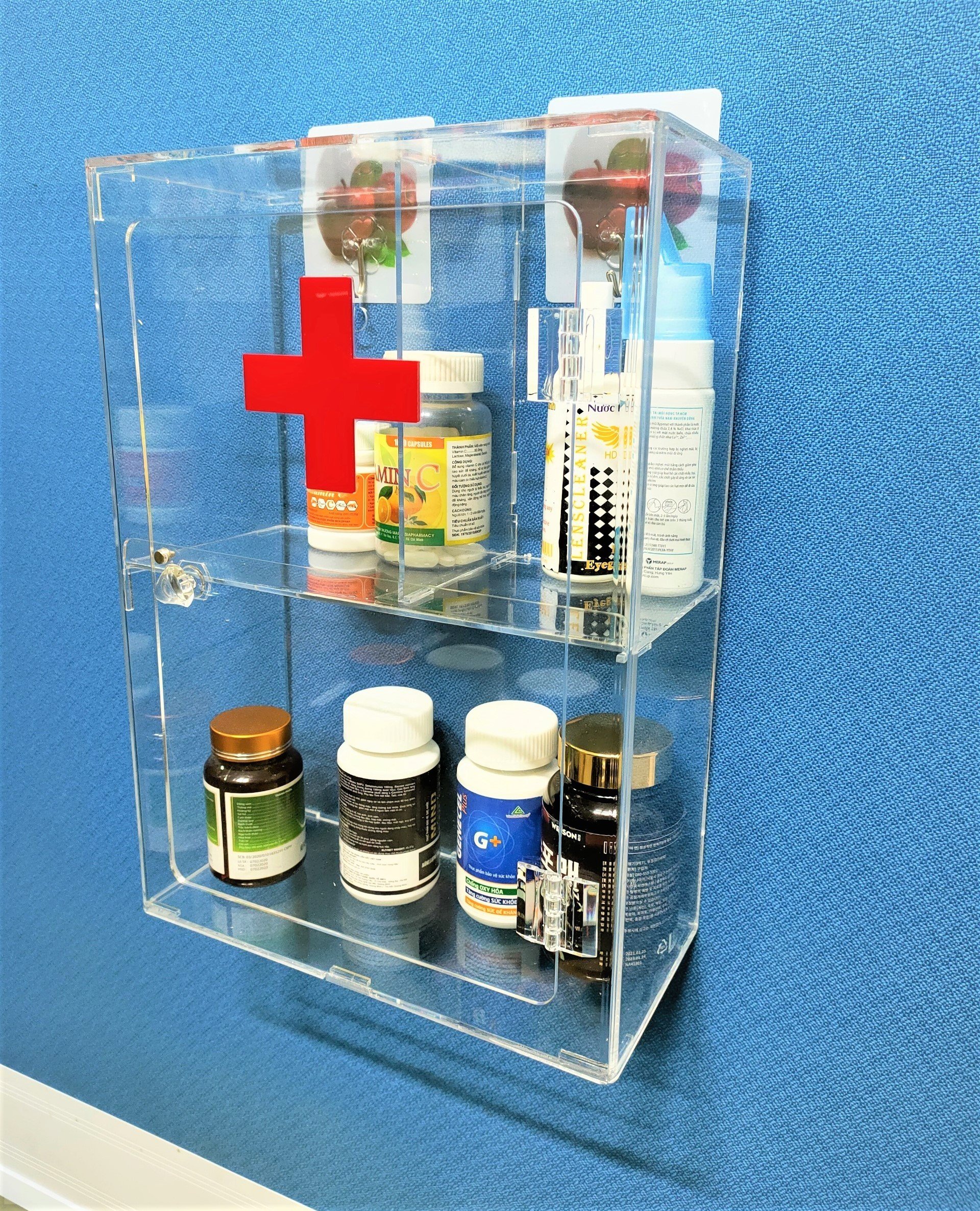 Household Medicine Cabinet Made of Mica