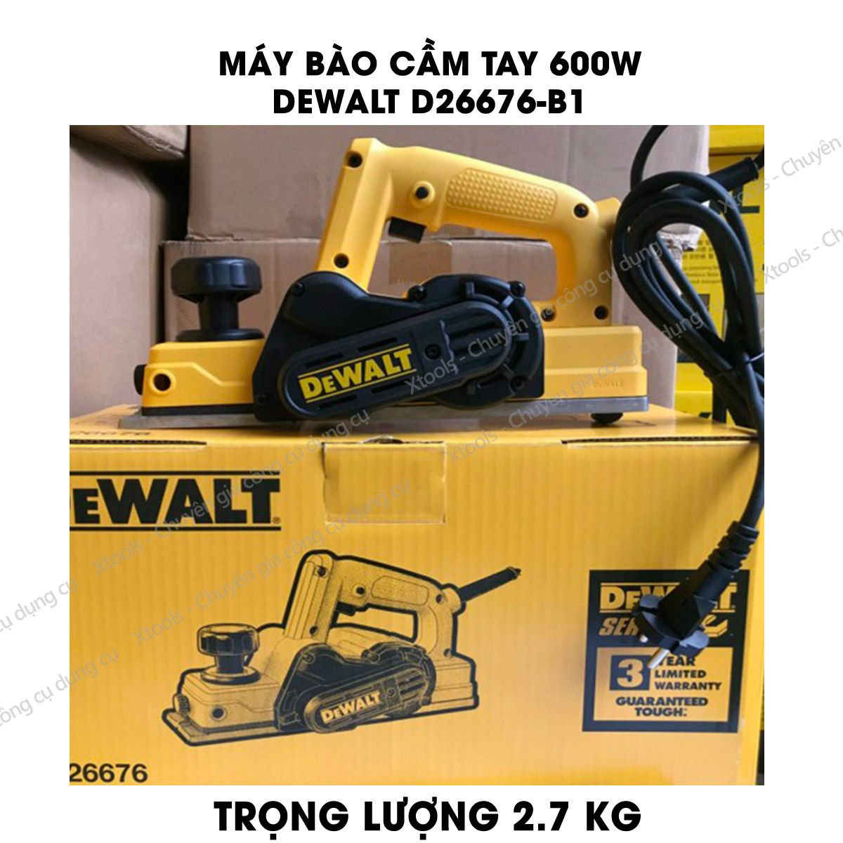 Máy bào gỗ cầm tay DEWALT D26676-B1 600W Máy bào DeWalt thiết kế cách điện kép, sử dụng lưỡi bào thông dụng 82mm, khả năng bào sâu tối đa 1.5mm