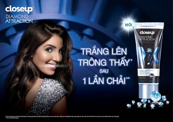 Kem đánh răng Closeup white attraction diamond 100g ( kem đánh răng trắng sáng kim cương Closeup 100gr)