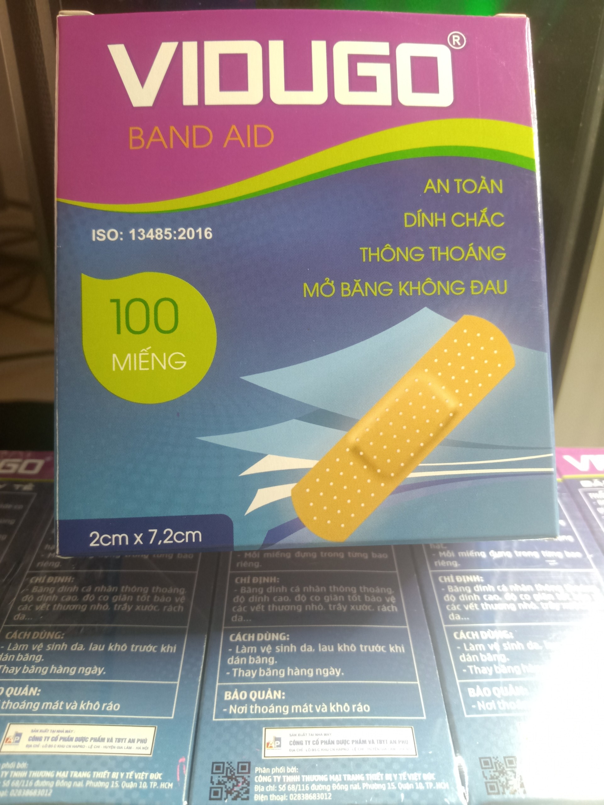 Hộp 100 miếng băng cá nhân vidugo - an toàn - thông thoáng.