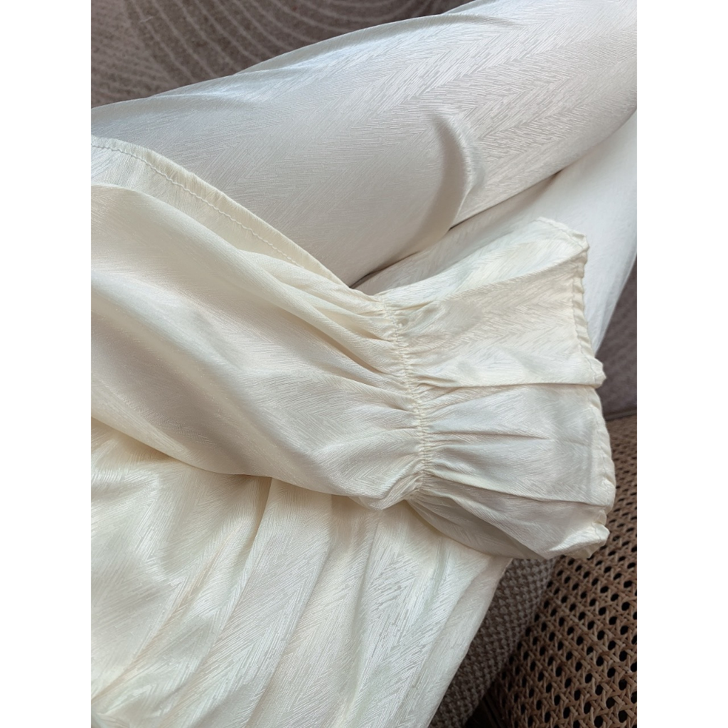 Đồ bộ tiểu thư nơ tay dài dáng peplum lụa xước Freesize