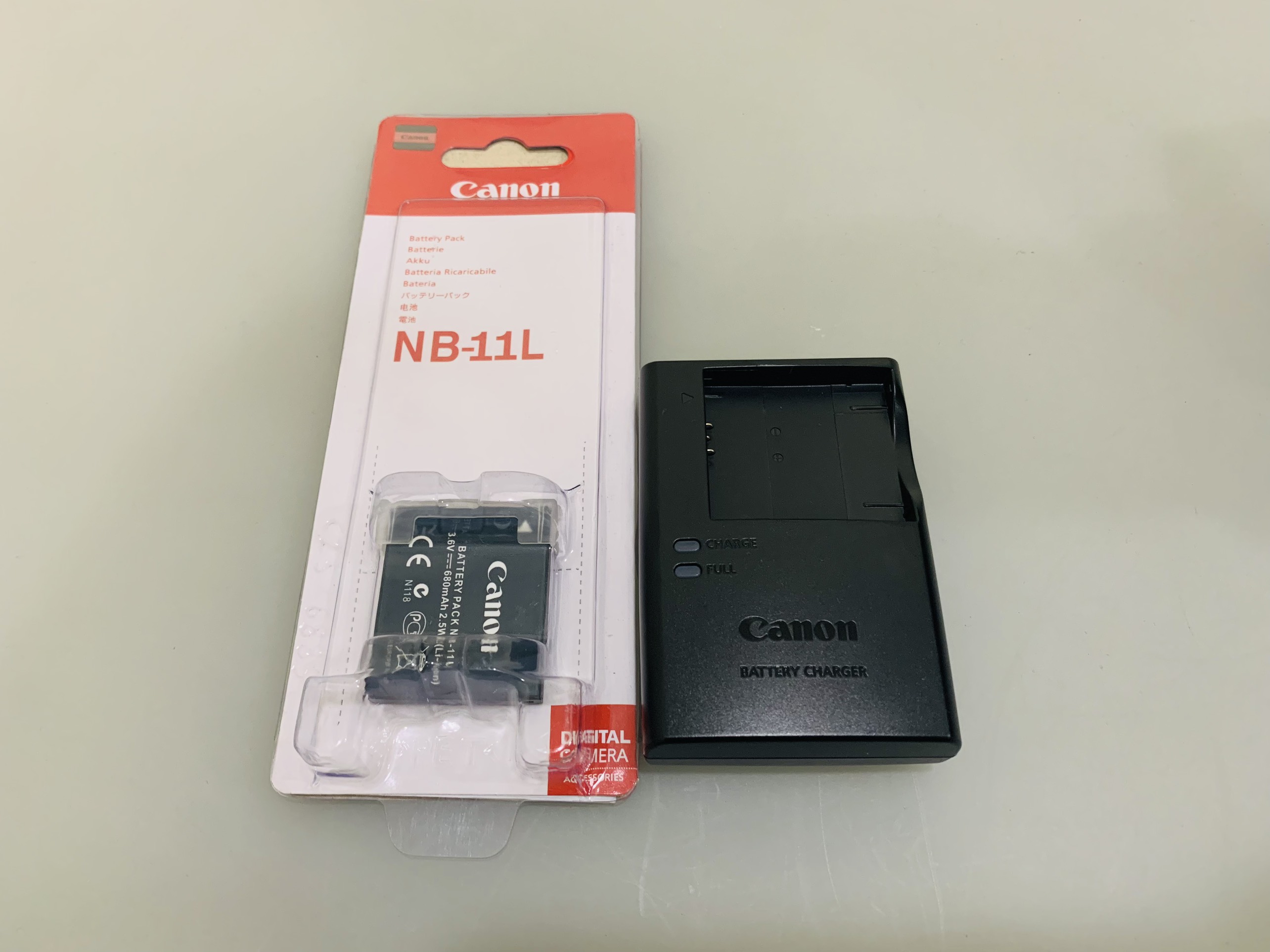 Sạc pin Canon NB-11L ZIN