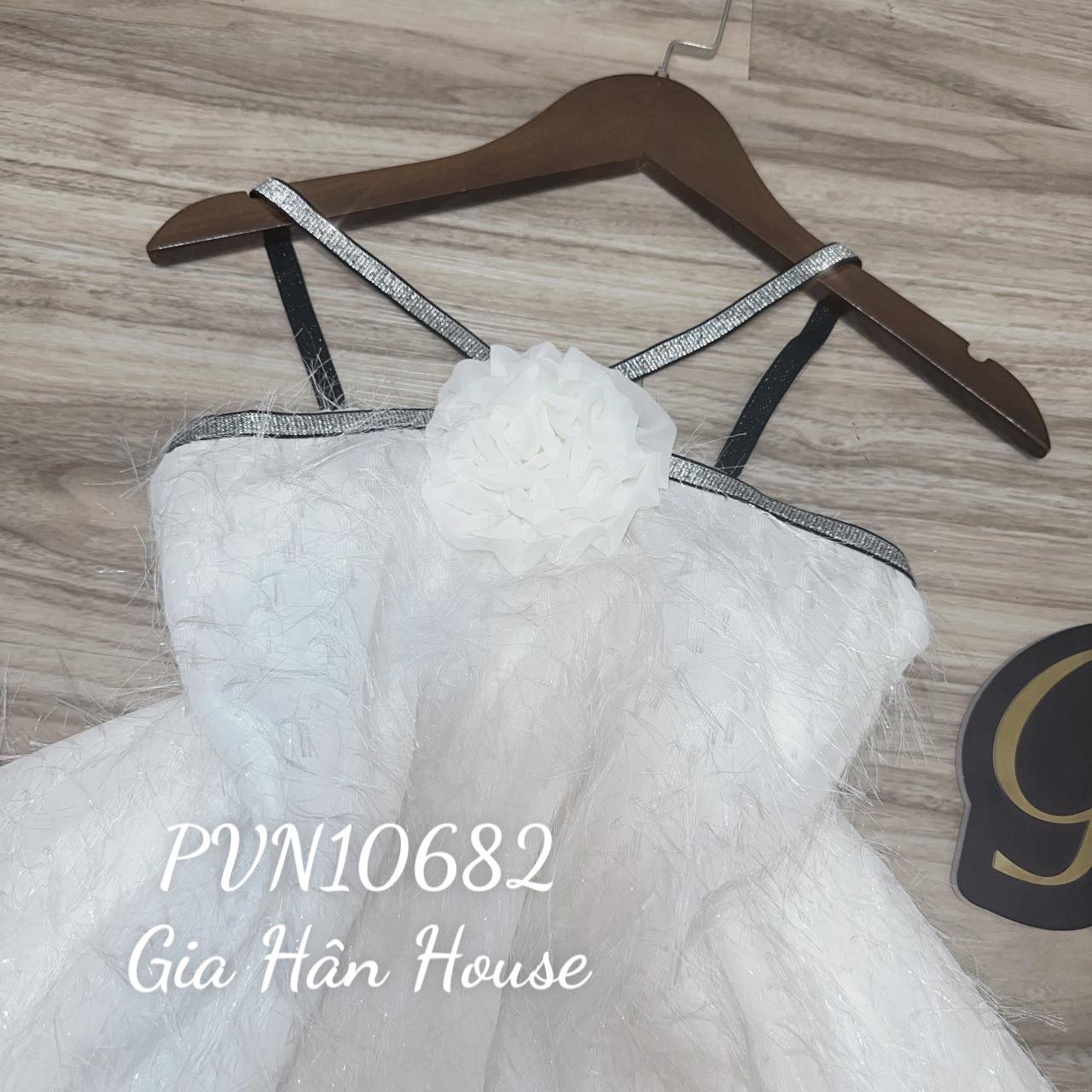 Yếm sợi gà con