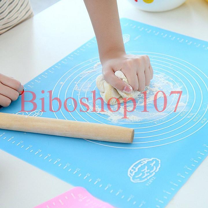 Tấm lót nhào bột silicon 30x40cm + Cán lăn bột gỗ