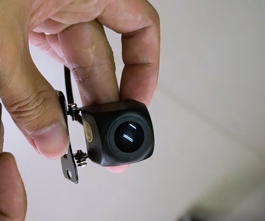 Camera lùi len mắt cá cho đầu Android ô tô - chống nước