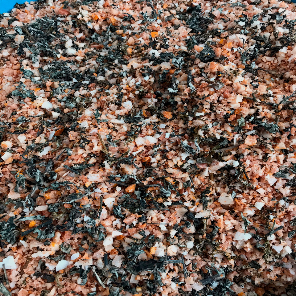 Muối thảo dược chườm bụng sau sinh( 800gr/bịch)