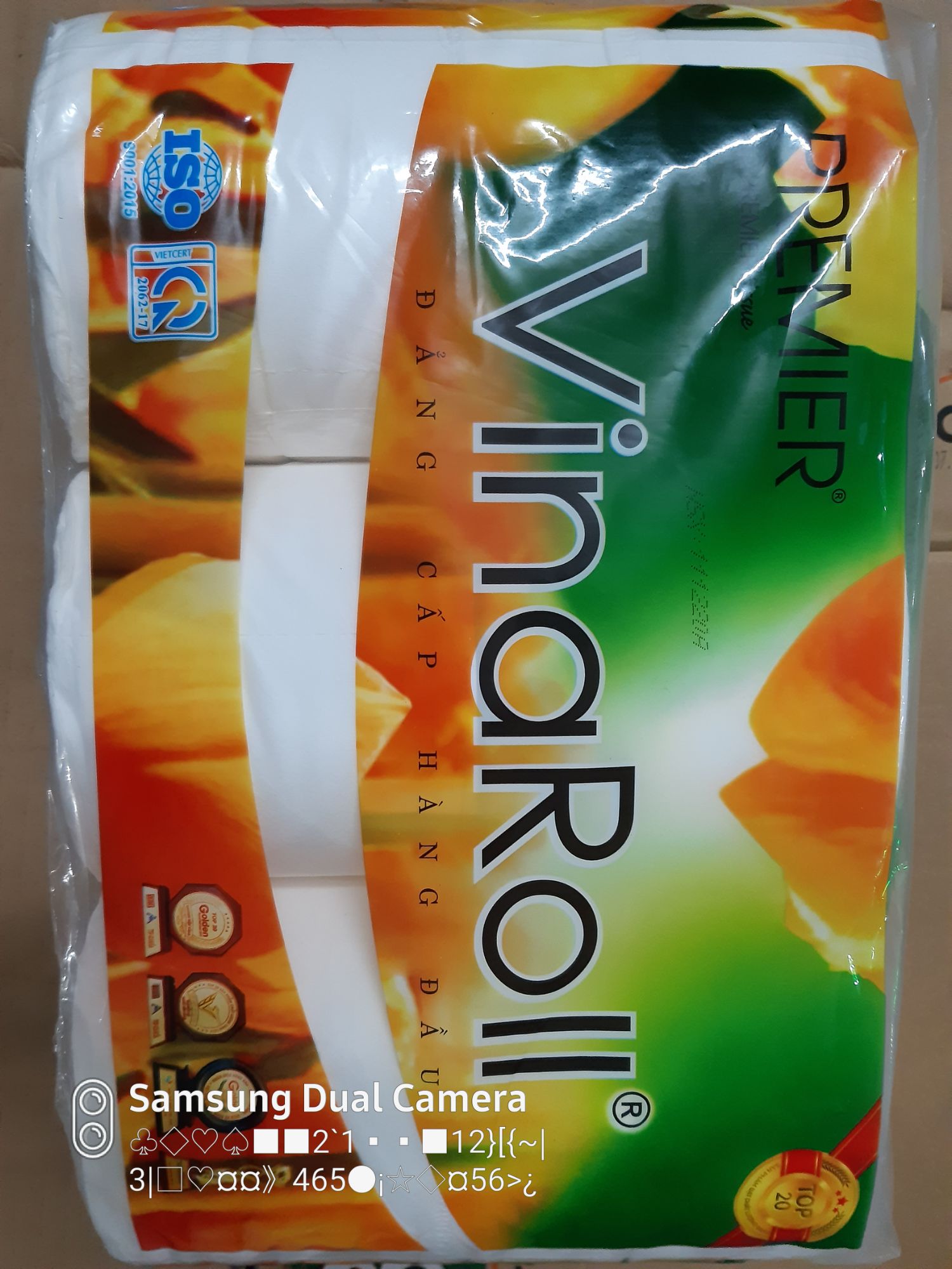 Giấy cuộn VinaRoll không lõi