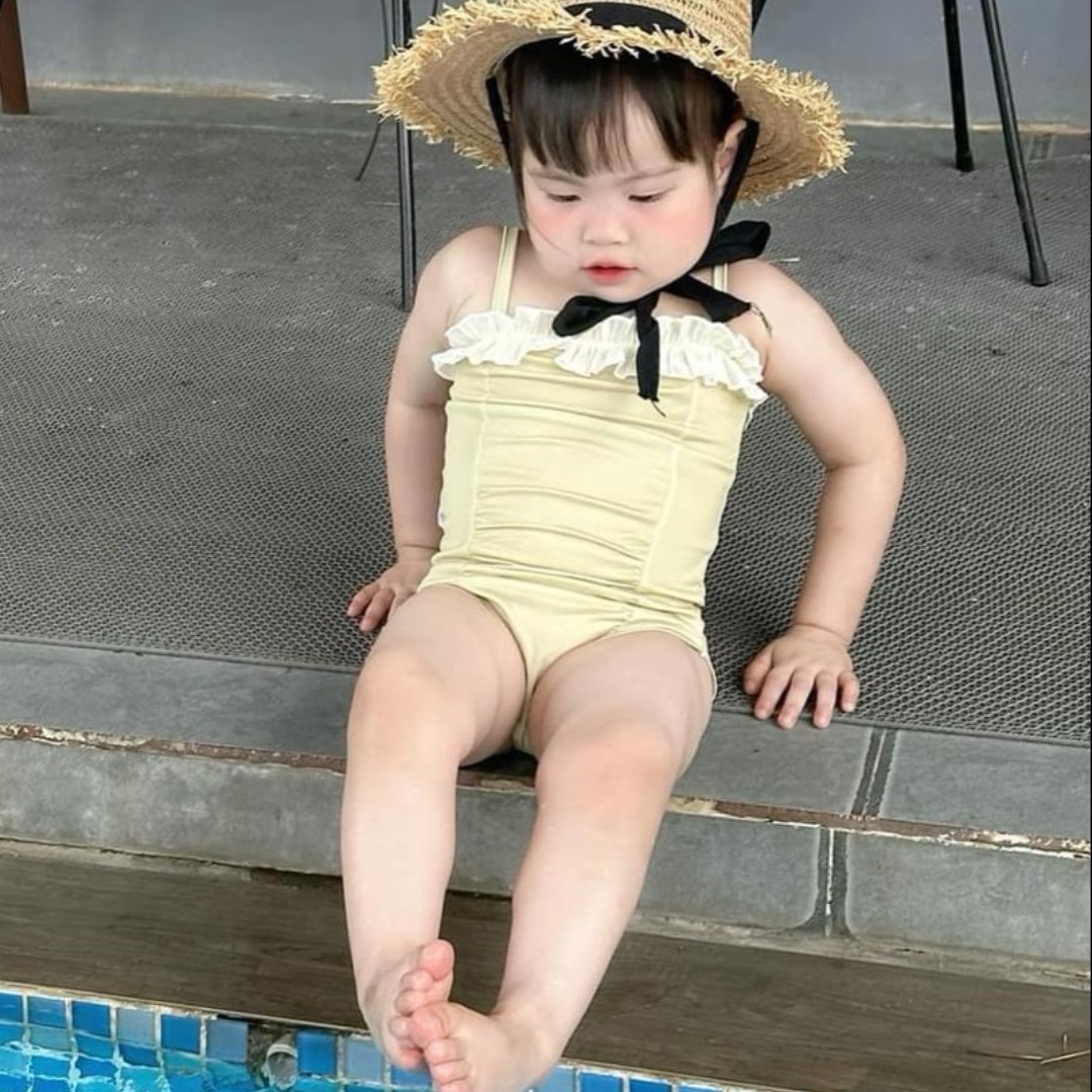 Bộ bơi liền thân bikini cho bé đáng yêu