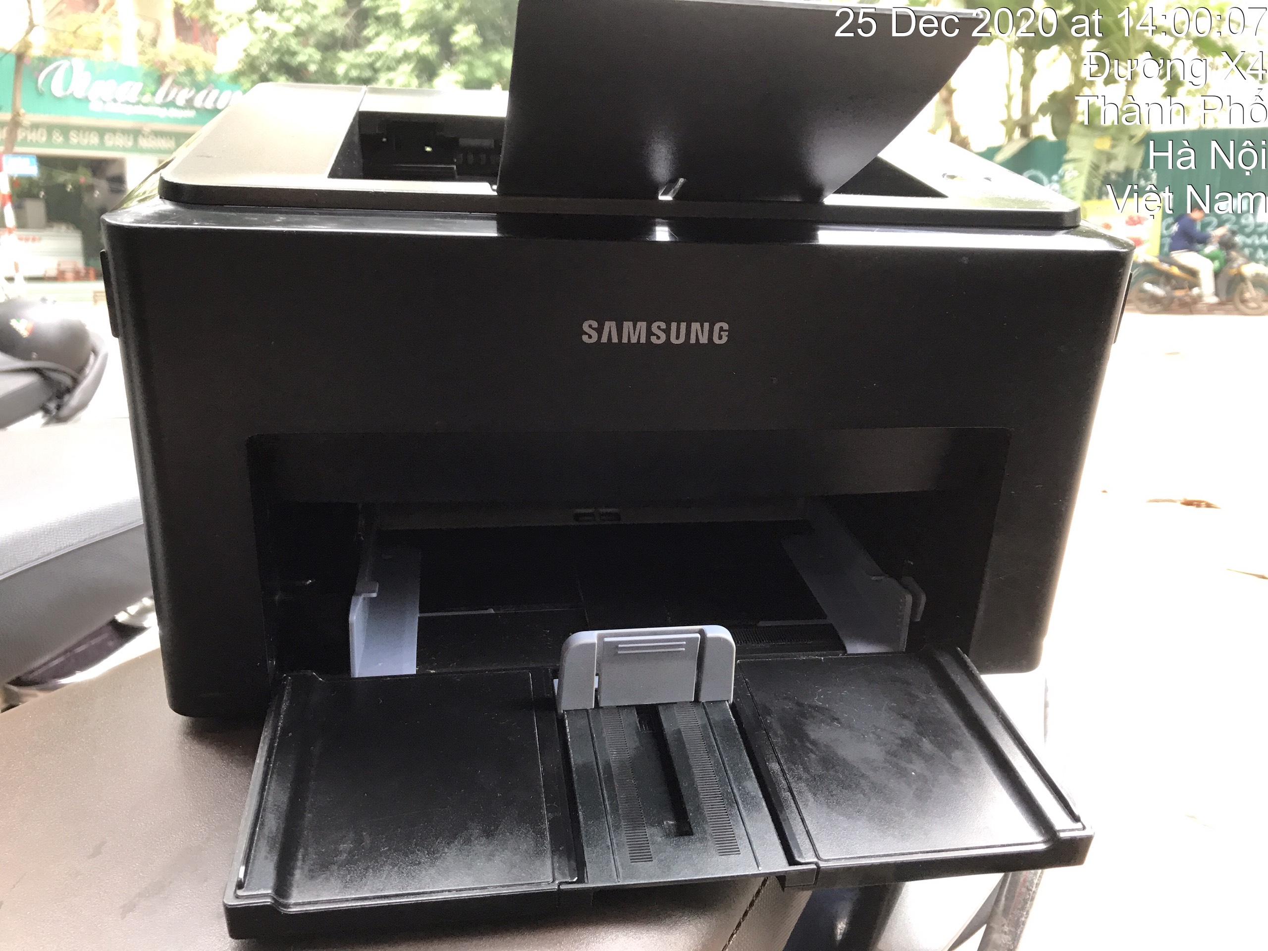 Máy in Samsung ML - 1640 .Đã Qua Sử Dụng. ( Tặng kèm hộp mực , dây nguồn , dây usb mới )