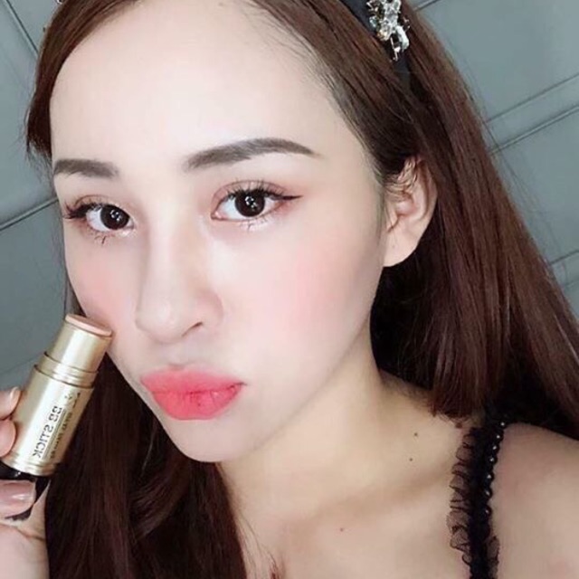 {Tặng mặt nạ dưỡng trắng da khi mua } Kem Nền Dạng Thỏi Cao Cấp BB Stick SPF 43 PA+++ BBSTICK