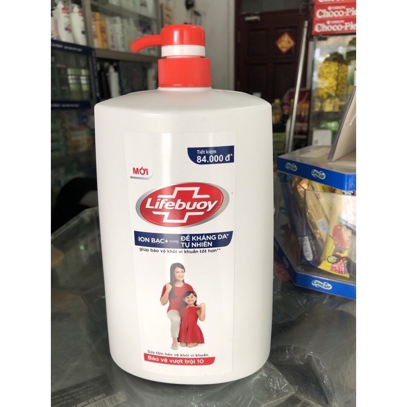 Sữa tắm Lifebuoy 900g màu đỏ