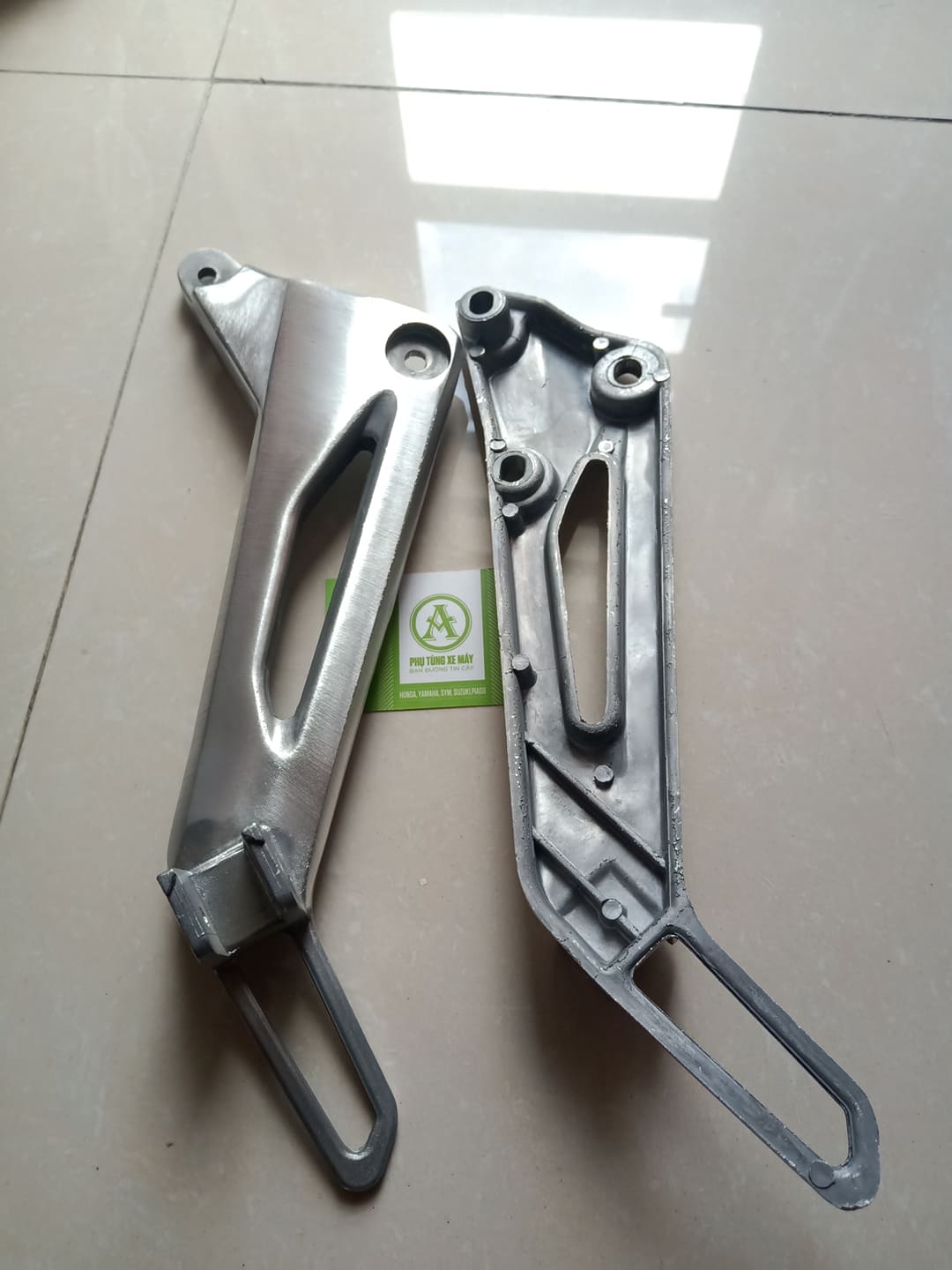 CẶP GÁC CHÂN SAU SUPER DREAM