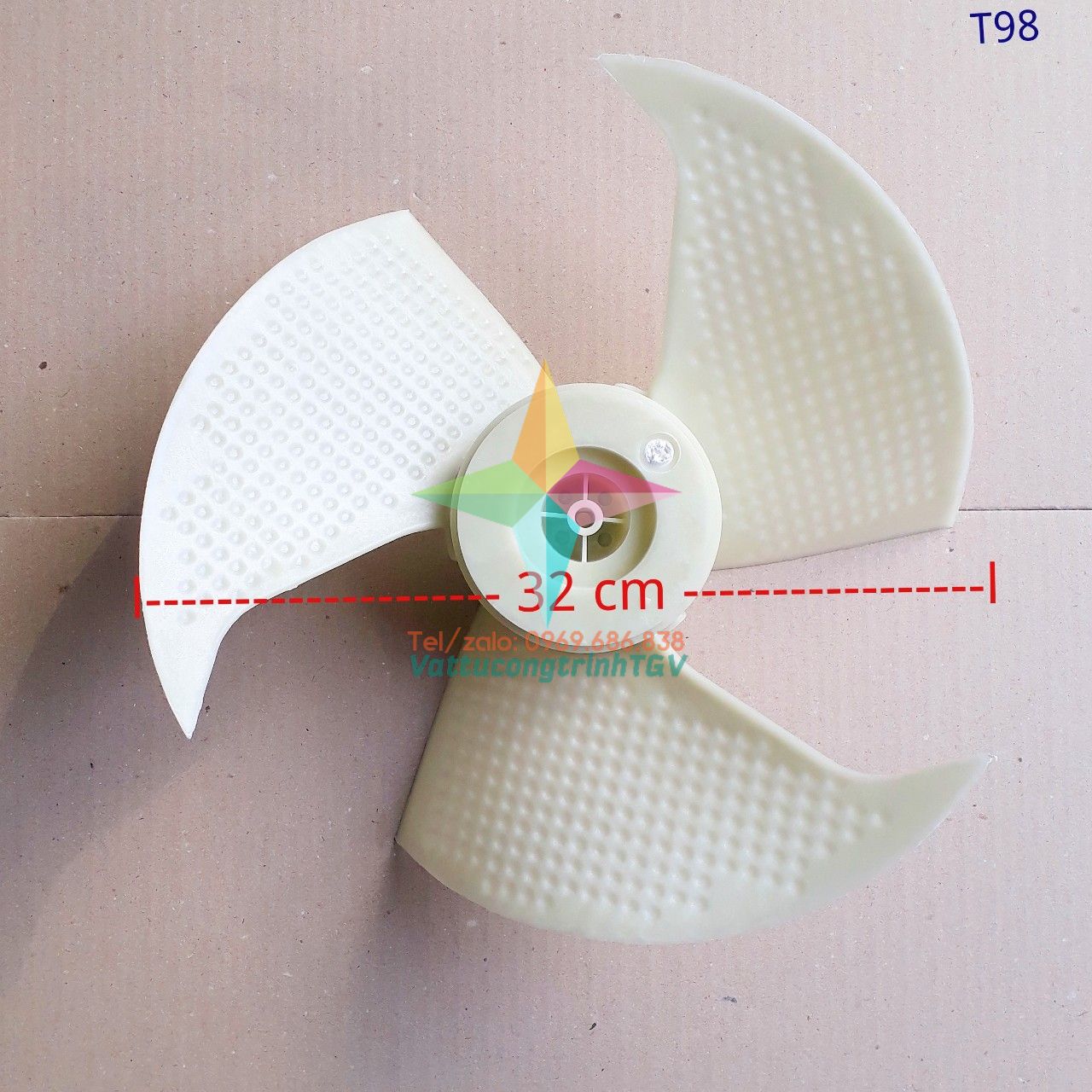 Cánh quạt điều hòa 3 cánh - ĐK 32cm - trục 8mm - ngược chiều