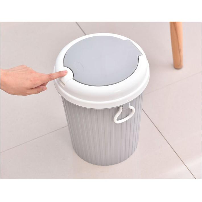 thùng rác nhựa mini