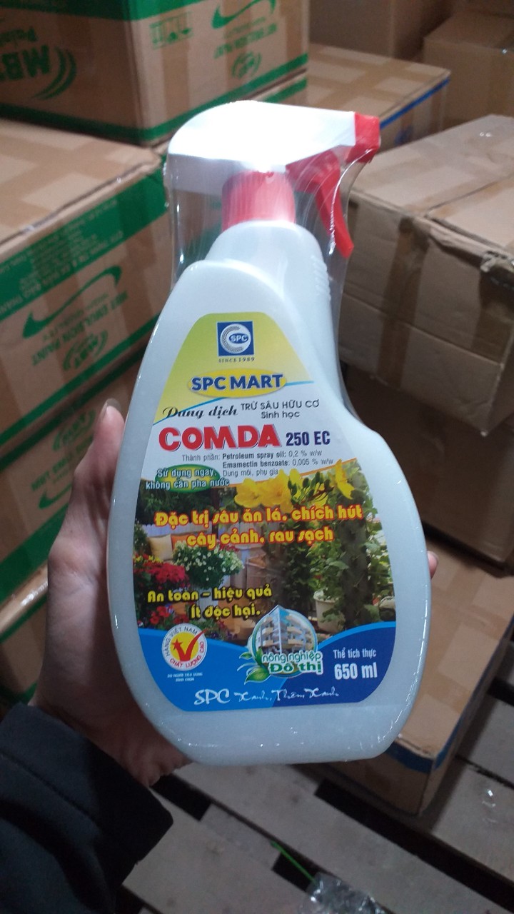 Dung dịch trừ sâu sinh học hữu cơ, trị rầy rệp, sâu bọ Comda chai 650ml