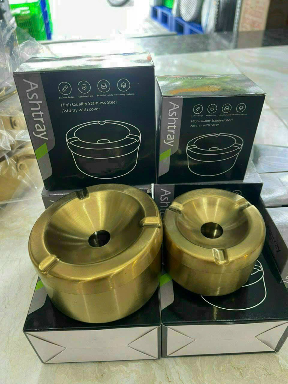Gạt tàn thuốc iá dạng phễu dáng đẹp cao cấp bằng kim loại inox 304 mạ vàng