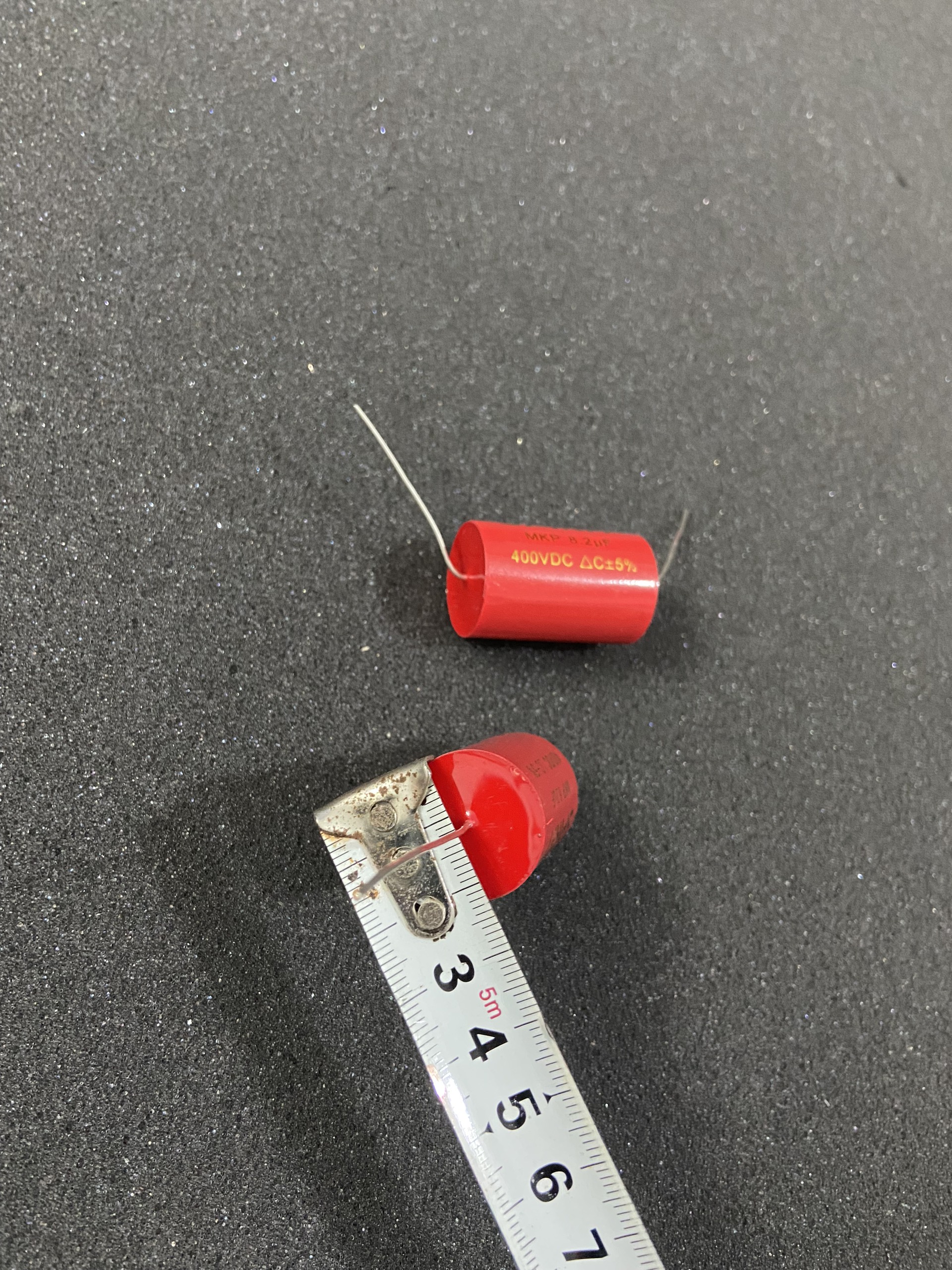 Tụ lọc phân tần cản loa treble ( tụ đỏ ) 8.2uf 400v hàng cao cấp