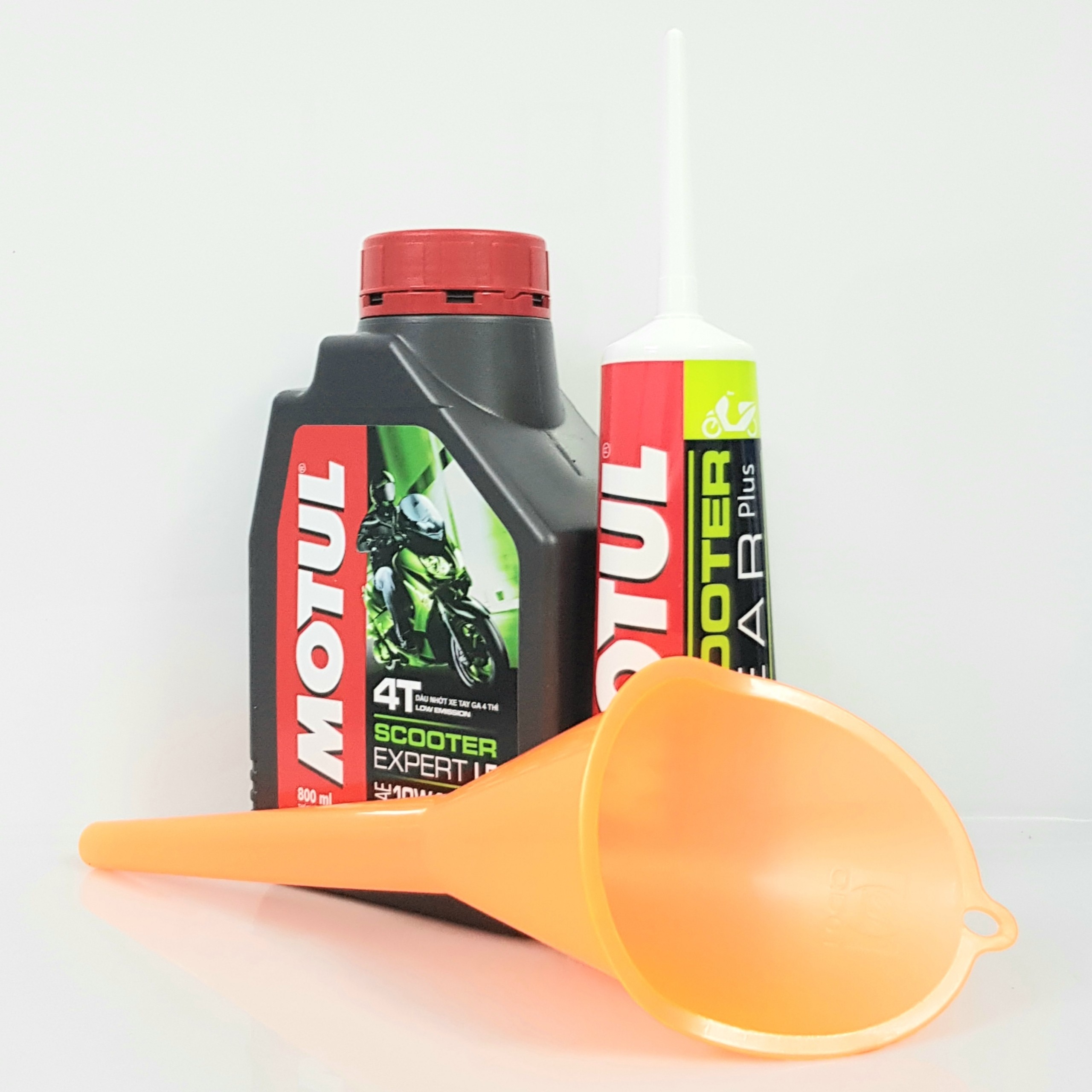 [HCM][SIÊU RẺ+ TẶNG PHỄU] Bộ nhớt xe ga MOTUL SCOOTER EXPERT LE 10W40 800ML + hộp số Motul 120ML