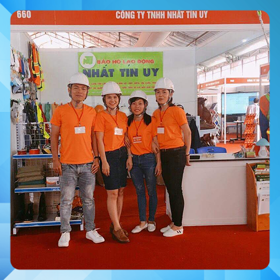 Nón bảo hộ kiểu Nhật màu trắng - dạng bấm dễ dùng
