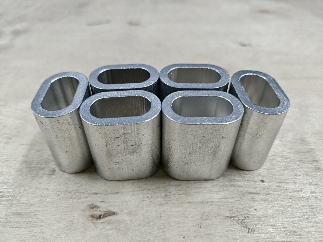 10 Cốt nhôm đầu nhôm khóa dây cáp[ Ø 8mm ]