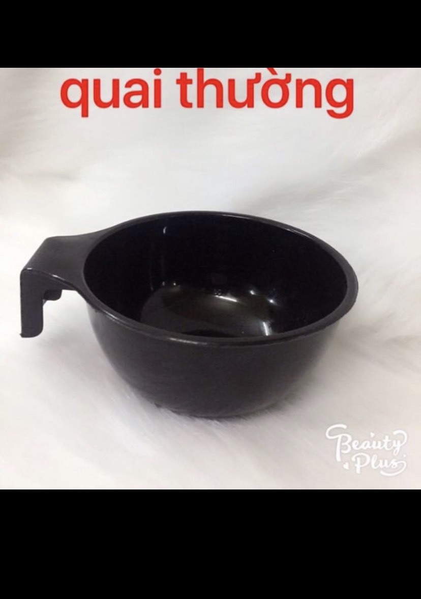 Bát nhuộm tóc