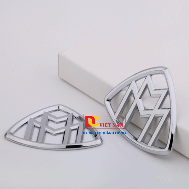 Logo after the car Maybach G80706
