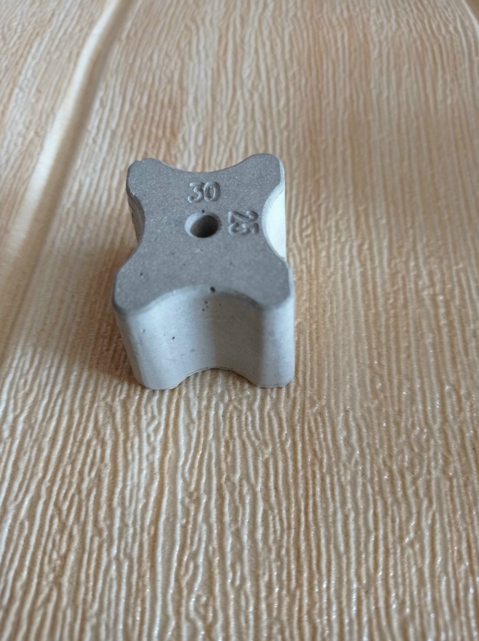 KHUÔN ĐÚC CON KÊ BÊ TÔNG ĐA NĂNG D2