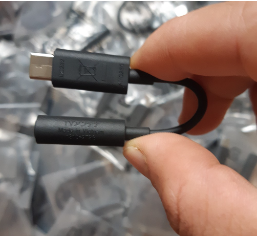 Cáp USB Type-C™ Sony EC260 - EC232 (Cáp Sony chuyển đổi Type C Sang Audio 3.5mm)- tại Bmobile