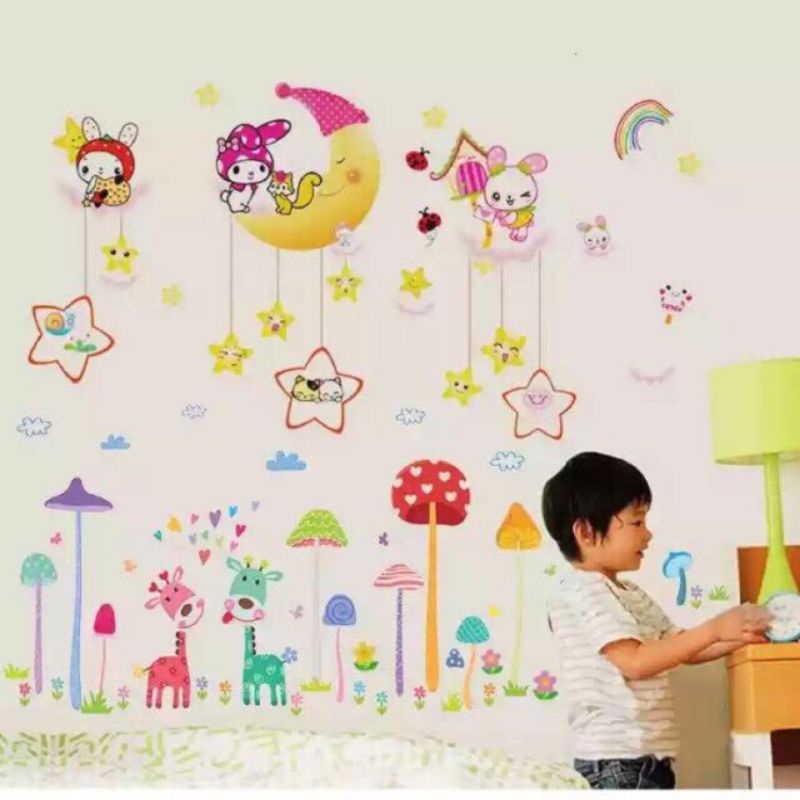 Decal dán tường trăng sao và nấm sắc màu
