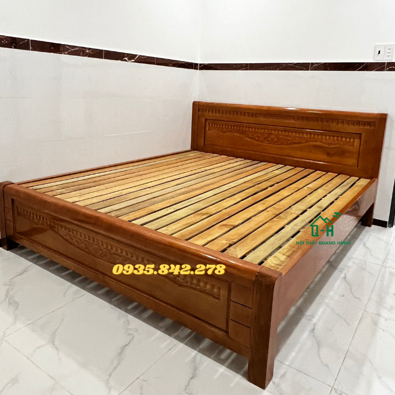 Giường gỗ sồi màu nâu sang trọng cao cấp giao lắp tại nhà