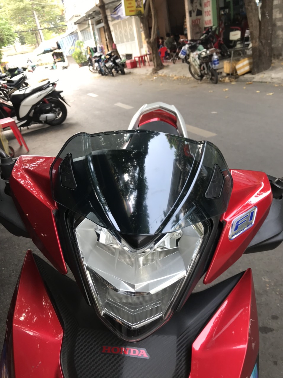 [HCM]KÍNH CHẮN GIÓ ZHIPAT ĐẦU ĐÈN EX2010 4S