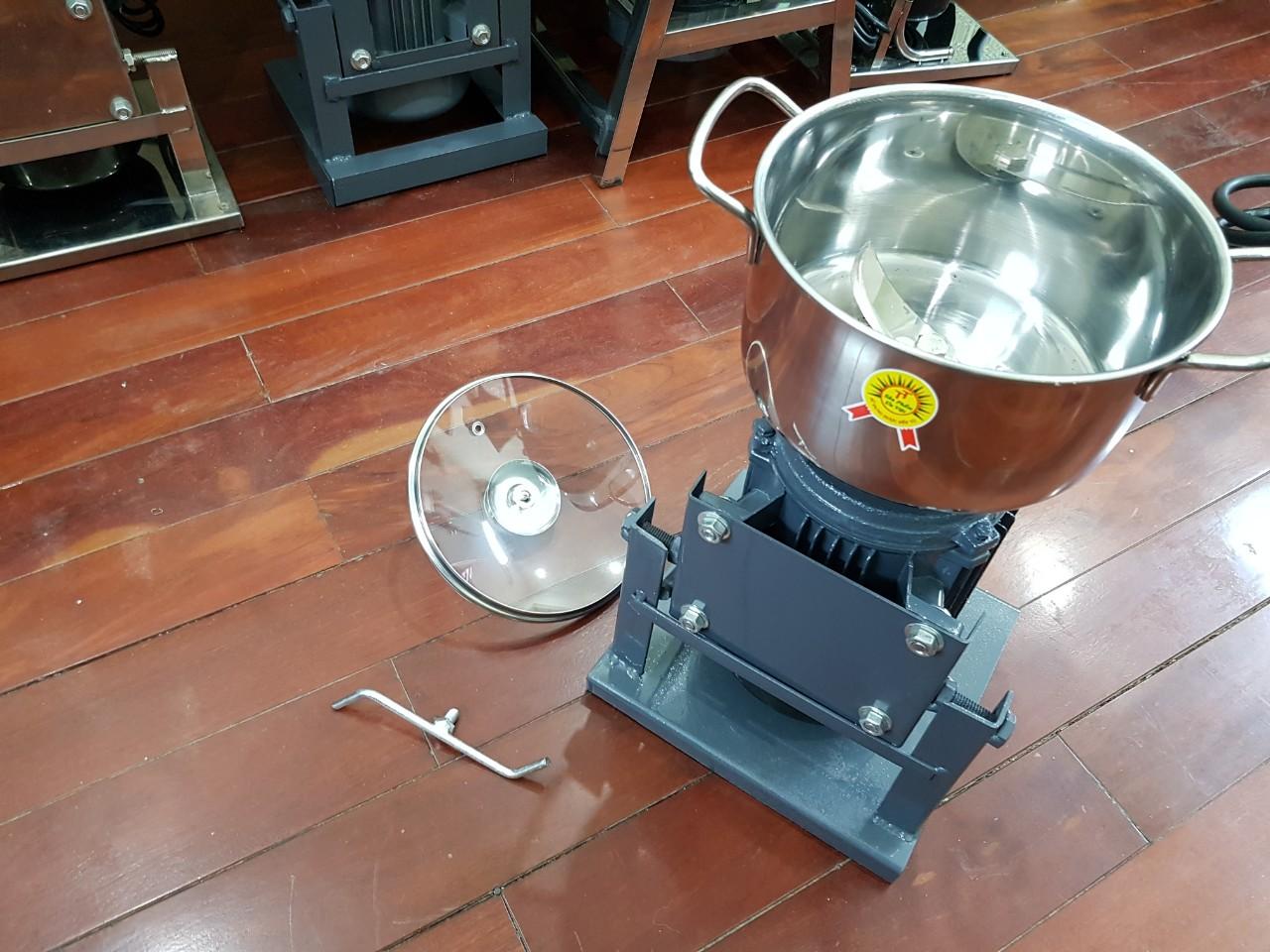 Máy xay thịt , giò chả tại nhà motor 750w đế đặc