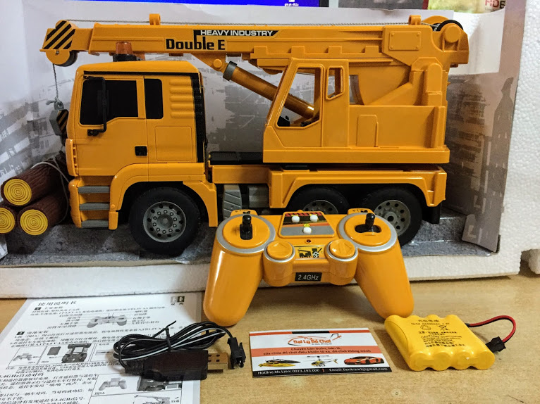 Xe cần cẩu cỡ lớn tốc độ nhanh