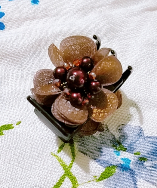 Kẹp càng cua 5 răng đính hoa 03