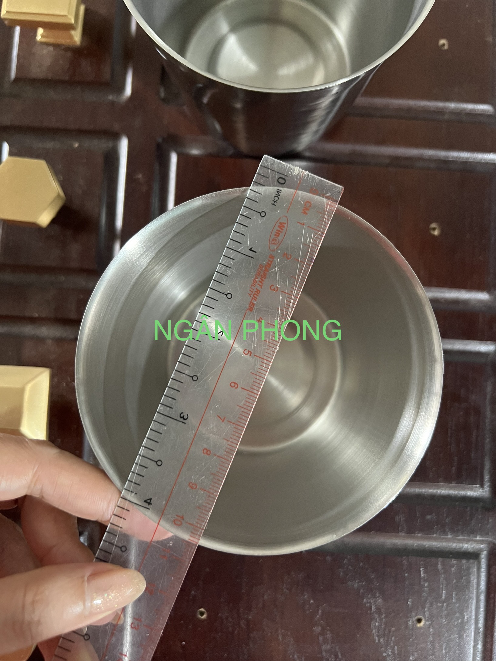 LY LÀM ĐÁ INOX