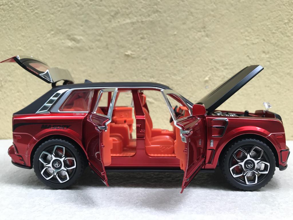 Mô hình xe Rolls-Royce CULLINAN Mansory 1:24