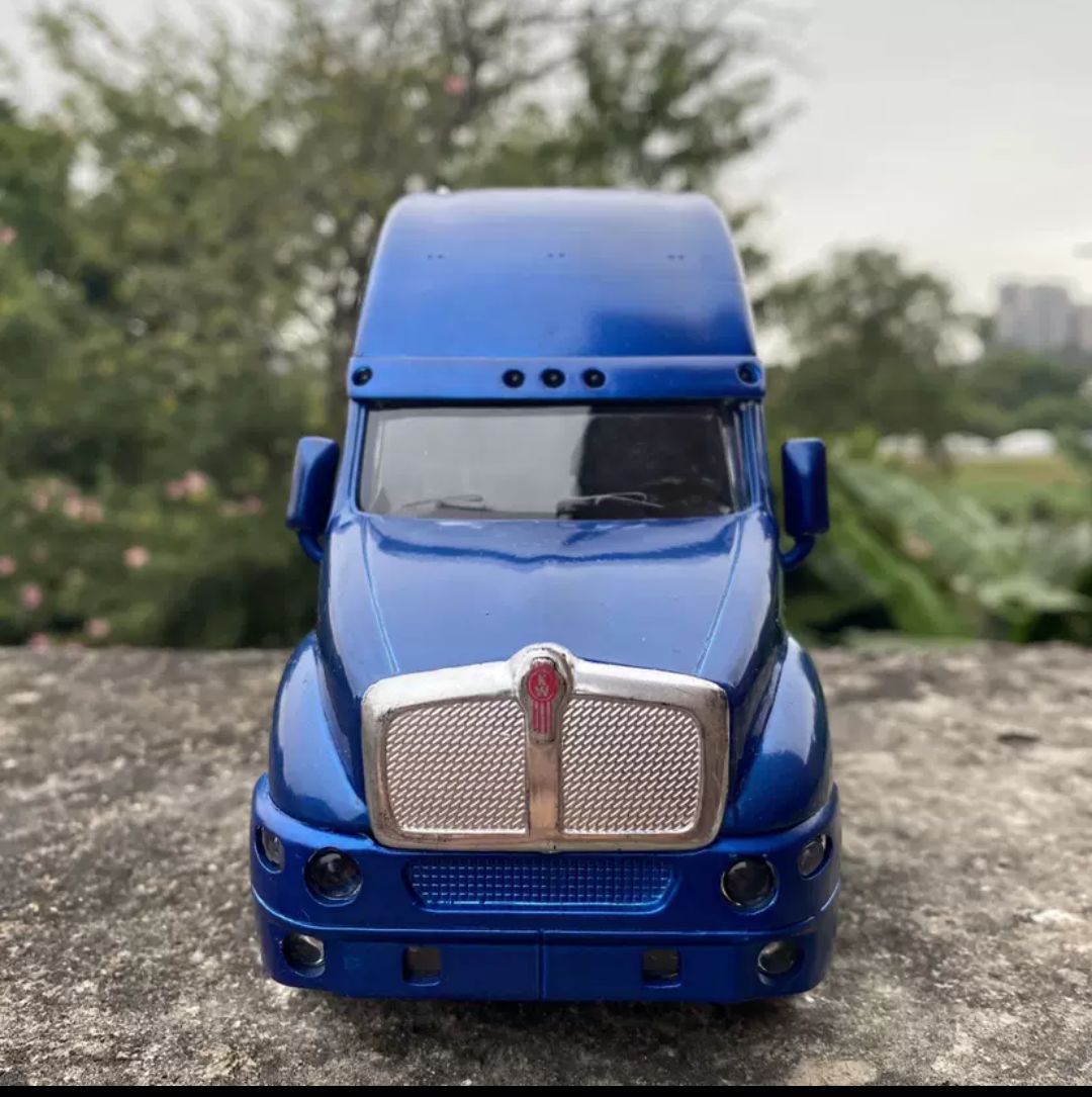 Xe Mô Hình Container kenworth T700 hợp kim 1:32