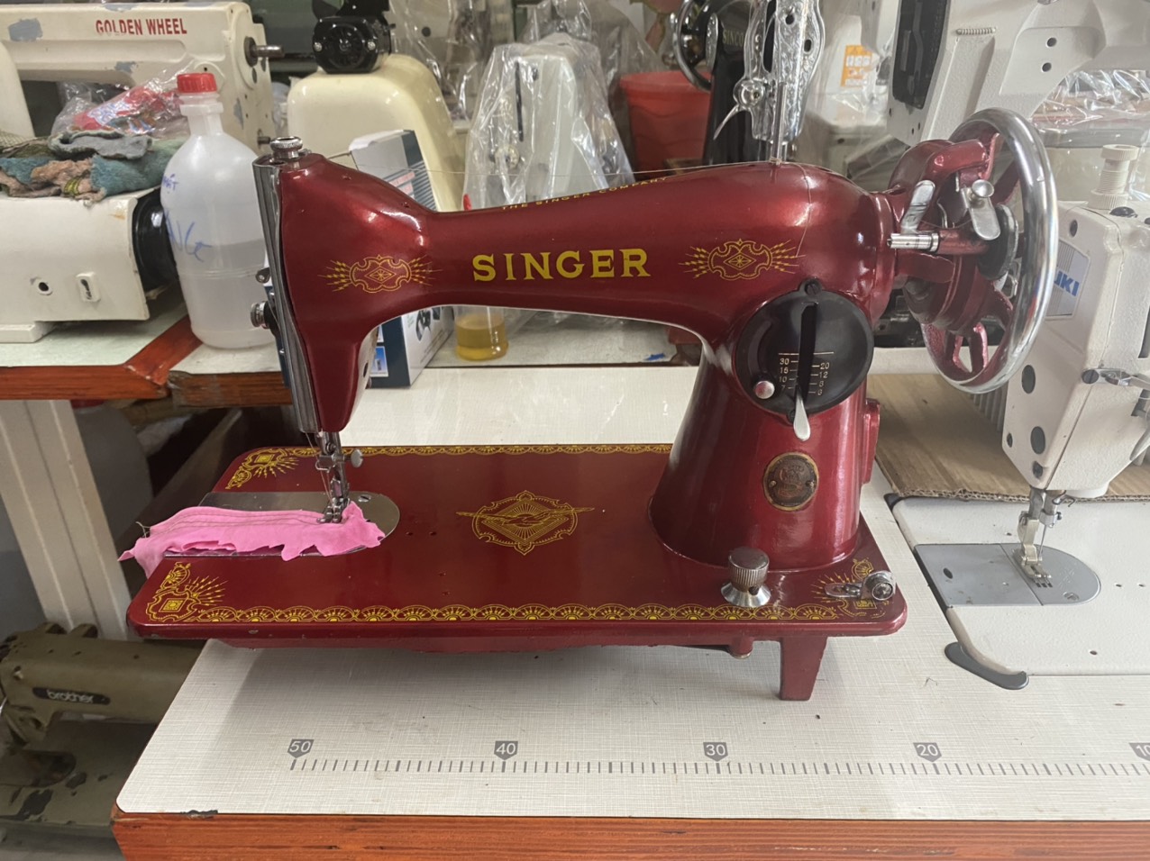 Máy may gia đình cổ điển singer nhật